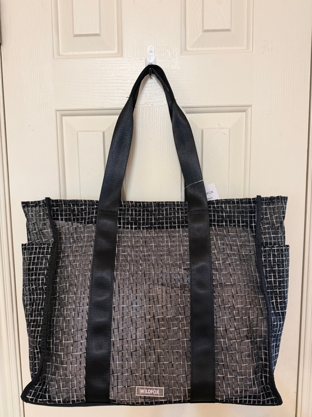 🩶🦊🖤 Wildfox Black Grid Mesh Tote🩶🦊🖤  NWT 🩶🦊🖤